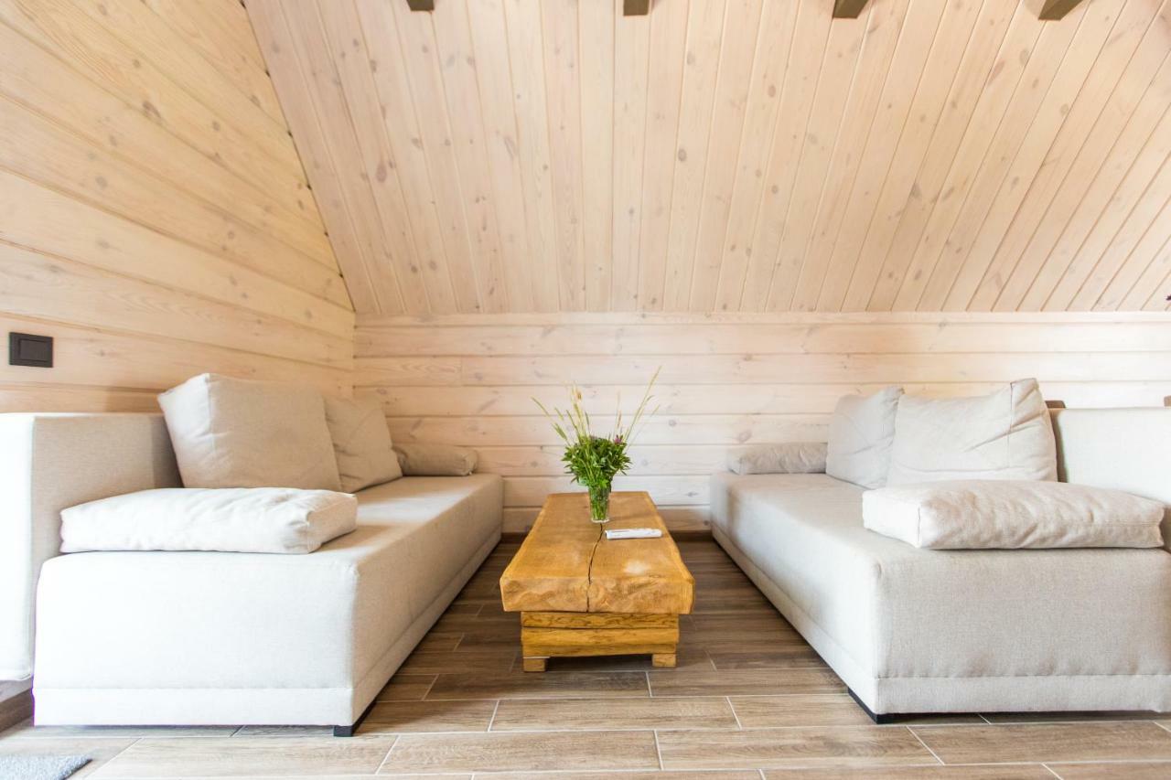 Family House Vila Rica Ricieliai Экстерьер фото